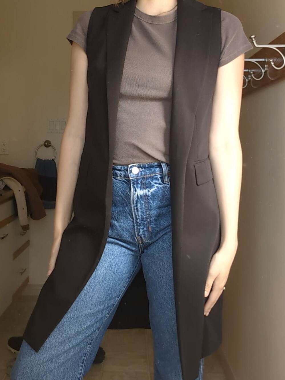 Icone Long Black Sleeveless Blazer Vest